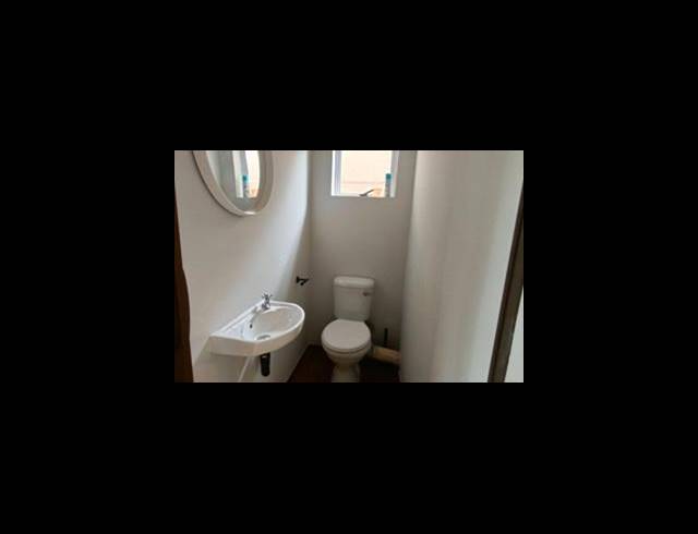5 BEDROOM HOUSE FOR SALE IN BRENTHURST